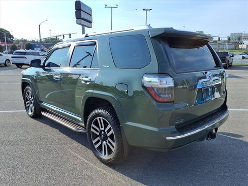 Used 2022 Toyota 4Runner Limited AWD/4WD image 3