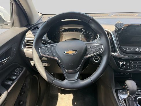 Used 2024 Chevrolet Equinox Premier AWD/4WD image 17