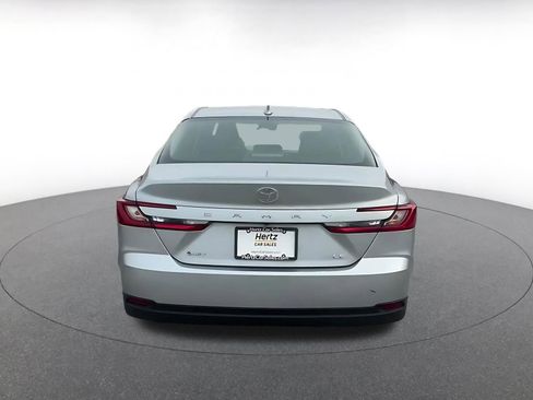 Used 2025 Toyota Camry LE image 12