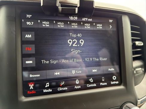 Used 2021 RAM 2500 Laramie AWD/4WD image 16