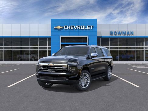New 2026 Chevrolet Suburban Premier image 8