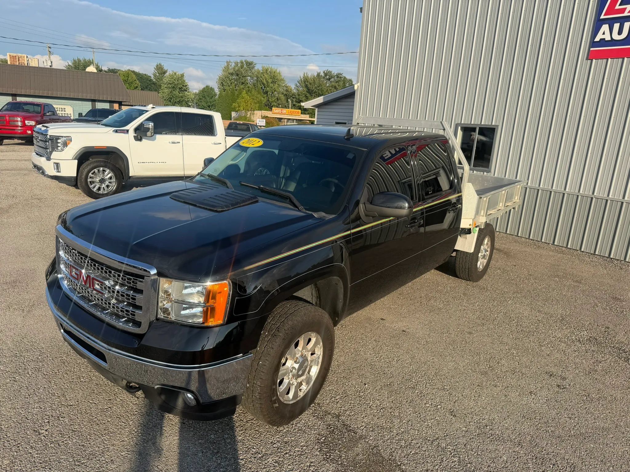 Used 2012 GMC Sierra 2500 SLT w/ SLT Convenience Package AWD/4WD image 7