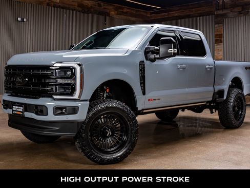 Used 2026 Ford F250 Platinum image 5