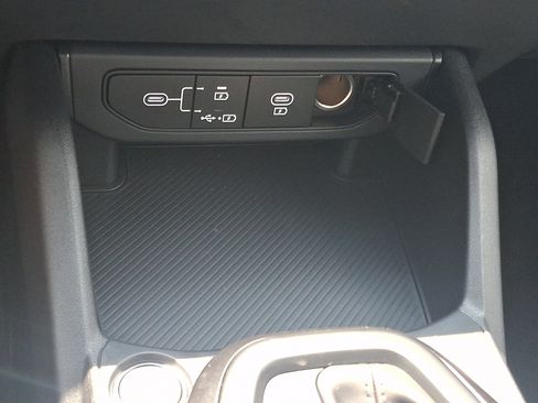 New 2026 Kia K4 FWD image 16
