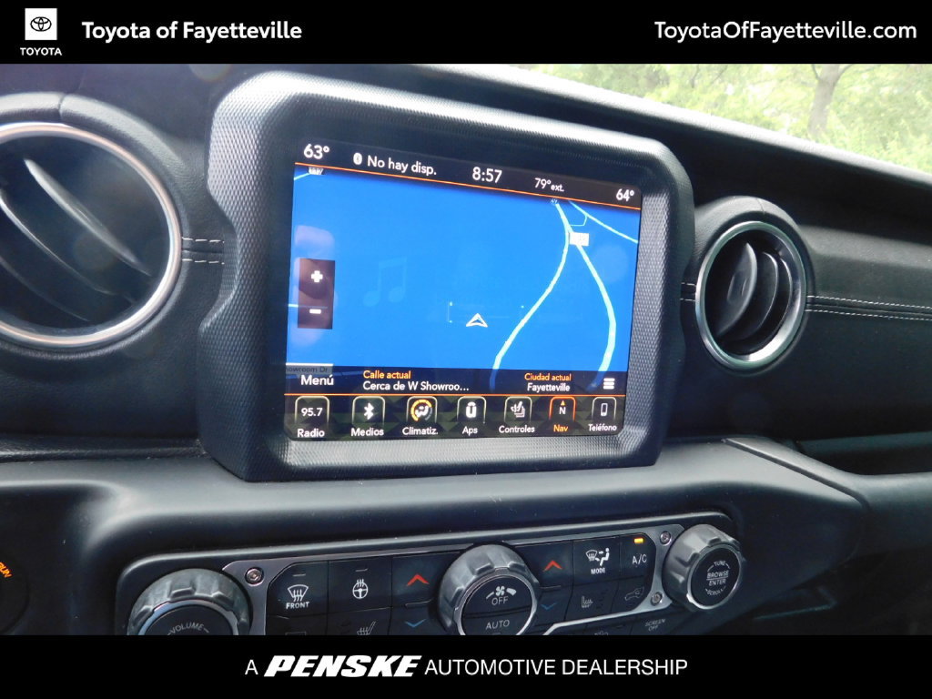 Used 2019 Jeep Wrangler Unlimited Sahara AWD/4WD image 4