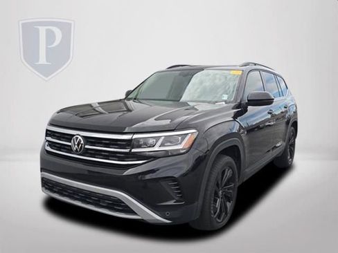 Used 2022 Volkswagen Atlas SE image 11
