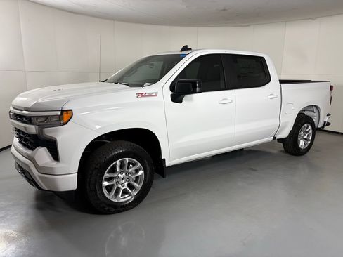 New 2026 Chevrolet Silverado 1500 RST w/ Z71 Off-Road Package AWD/4WD image 6