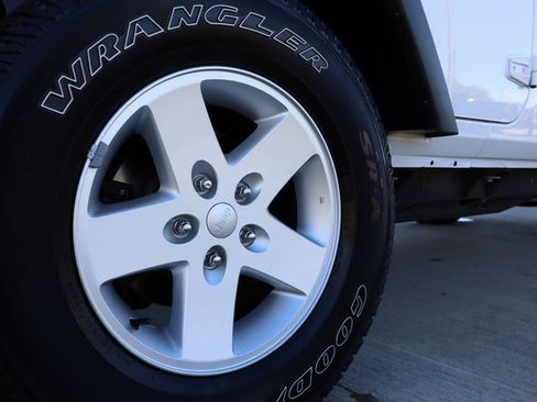 Used 2017 Jeep Wrangler Unlimited Sport w/ Quick Order Package 24S image 29