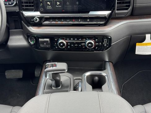 Used 2025 GMC Sierra 1500 SLT w/ SLT Premium Package image 13