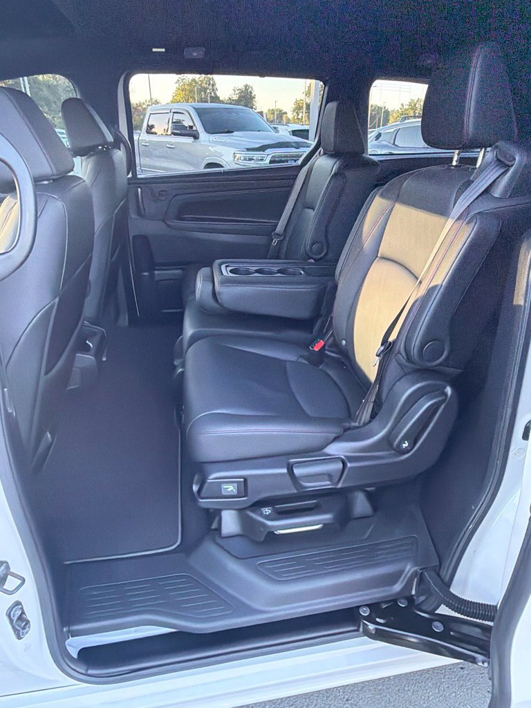 Used 2026 Honda Odyssey Sport-L image 8