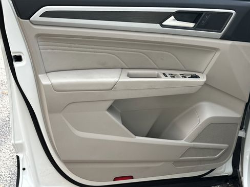 Used 2022 Volkswagen Atlas SE image 11