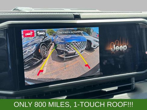 Used 2026 Jeep Wrangler Unlimited Sahara AWD/4WD image 21
