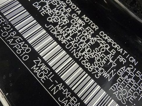 Used 2022 Toyota Prius FWD image 31