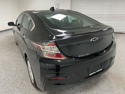 Used 2017 Chevrolet Volt LT image 7