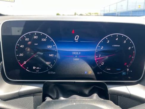 Used 2026 Mercedes-Benz GLC 300 image 34