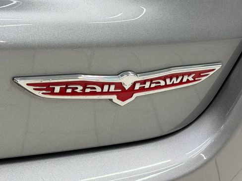 Used 2020 Jeep Compass Trailhawk AWD/4WD image 33