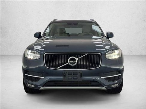 Used 2018 Volvo XC90 T6 Momentum w/ Convenience Package AWD/4WD image 2
