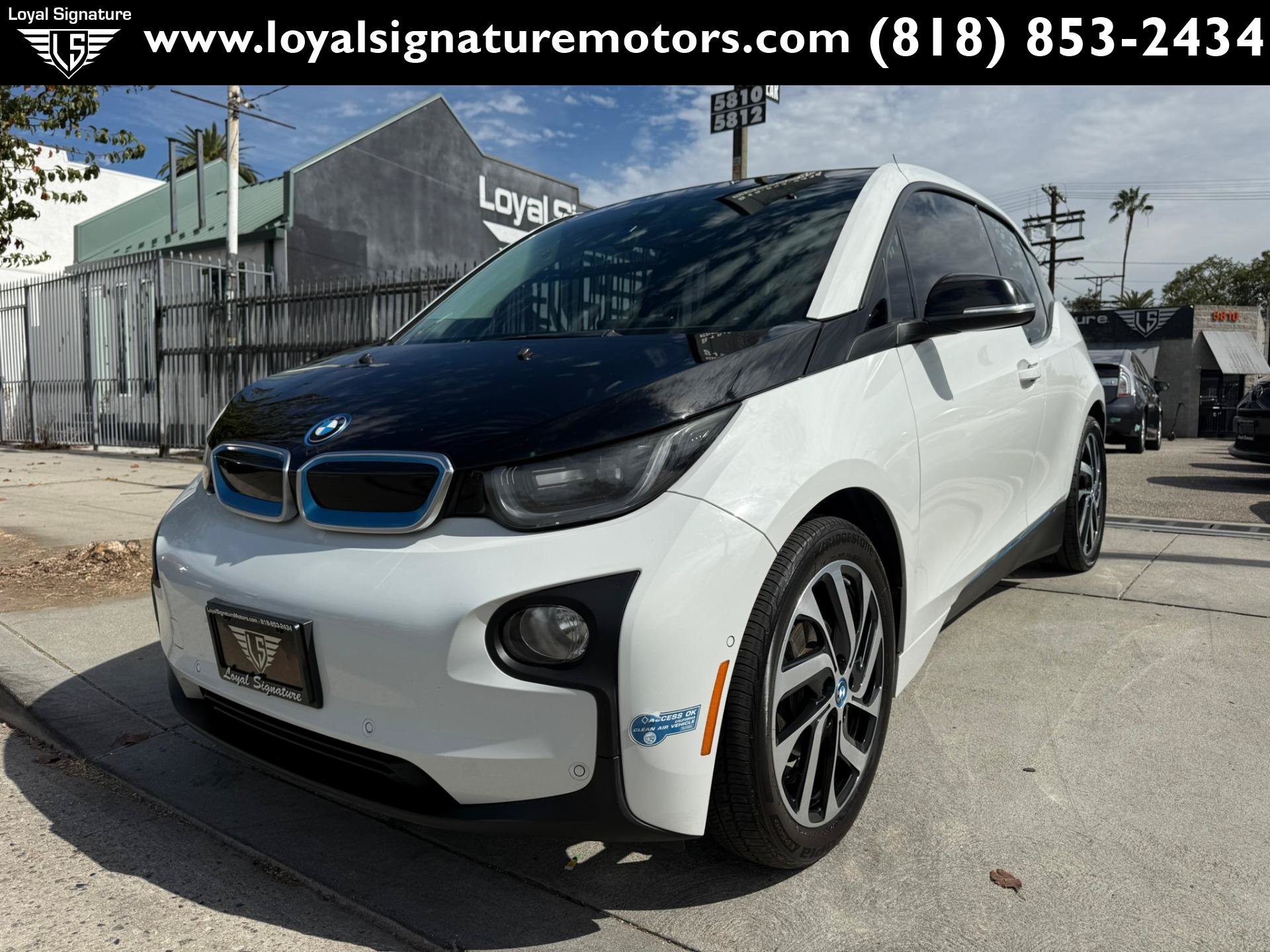 Used 2017 BMW i3 w/ Range Extender RWD image 3