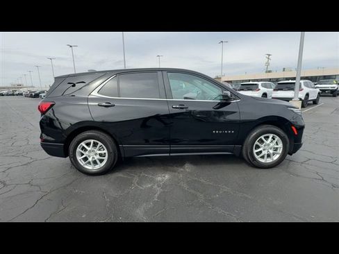 Certified 2024 Chevrolet Equinox LT FWD image 9