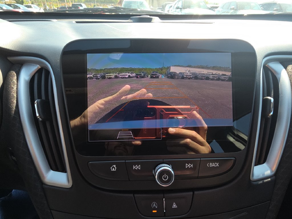 Used 2023 Chevrolet Malibu LT FWD image 22
