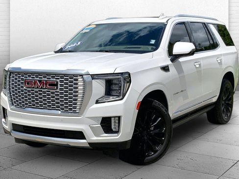 Used 2023 GMC Yukon Denali AWD/4WD image 12