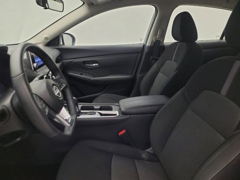 Used 2025 Nissan Sentra SV w/ All-Weather Package FWD image 17