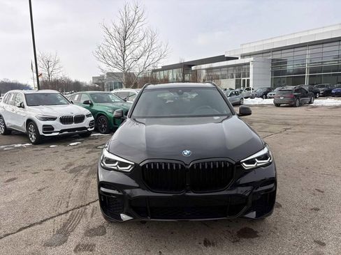 Used 2022 BMW X5 xDrive40i w/ M Sport Package image 2
