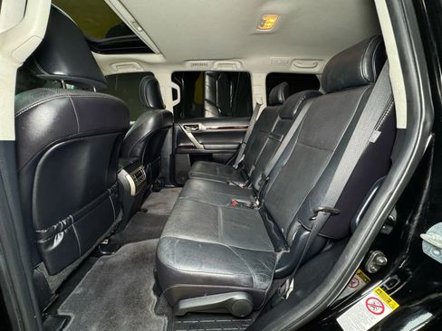 Used 2014 Lexus GX 460 image 18