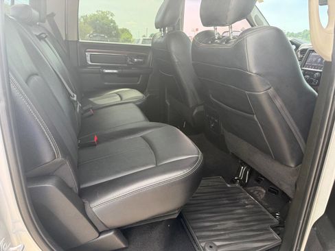 Used 2018 RAM 3500 Laramie w/ Snow Chief Group AWD/4WD image 30