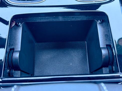 Certified 2024 Chevrolet Traverse RS w/ LPO, Floor Liner Package image 36