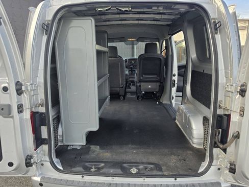 Used 2017 Nissan NV200 SV FWD image 23