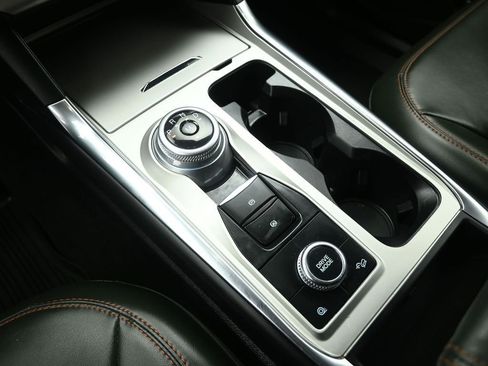 Certified 2022 Ford Explorer Timberline image 17