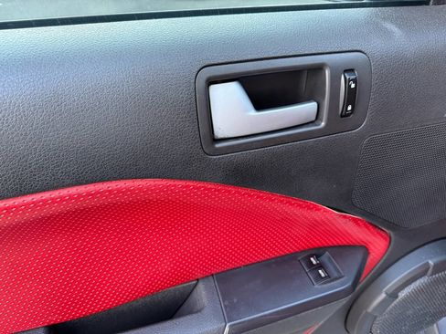 Used 2006 Ford Mustang GT Premium image 41