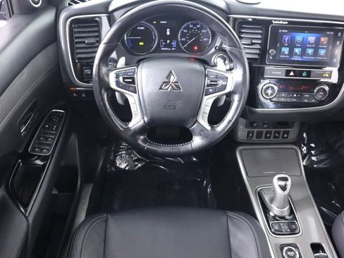Used 2019 Mitsubishi Outlander GT AWD/4WD image 34