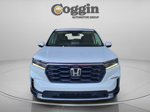 Used 2025 Honda Pilot EX-L image 6