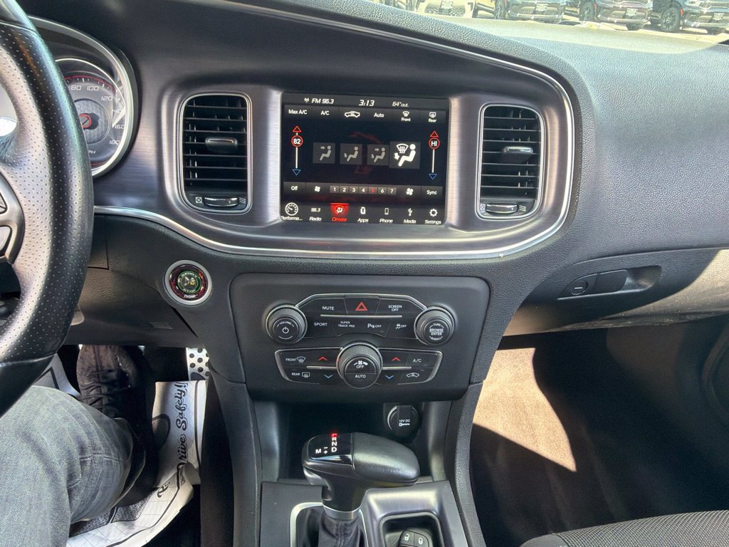 Used 2018 Dodge Charger R/T Scat Pack RWD image 26