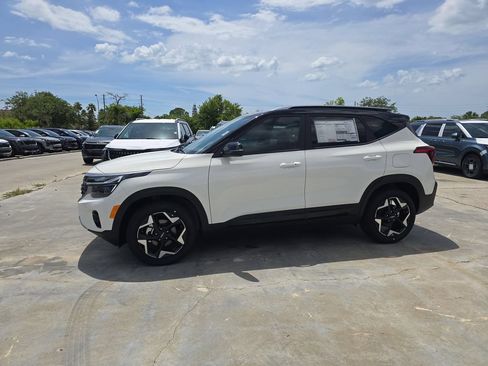 New 2026 Kia Seltos S FWD image 5