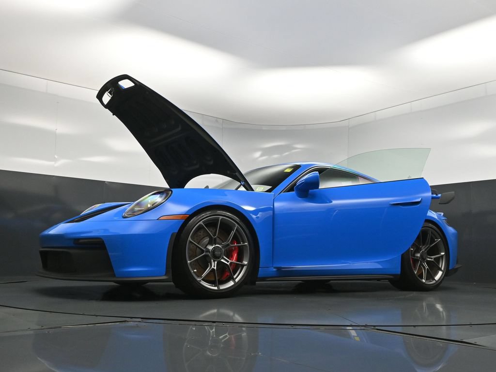 Used 2022 Porsche 911 GT3 RWD image 36