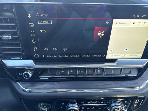 Certified 2023 GMC Sierra 1500 SLT w/ SLT Premium Package image 16