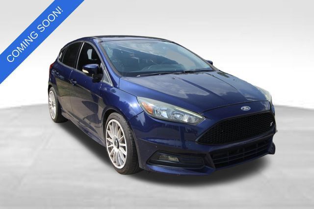Used 2017 Ford Focus ST FWD image 1
