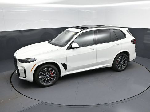 Used 2026 BMW X5 sDrive40i w/ M Sport Package RWD image 1