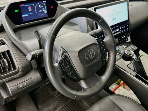 Used 2023 Toyota bZ4X AWD w/ Weather Package image 18