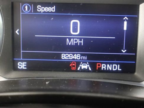 Used 2020 Chevrolet Equinox LT w/ Driver Convenience Package AWD/4WD image 40
