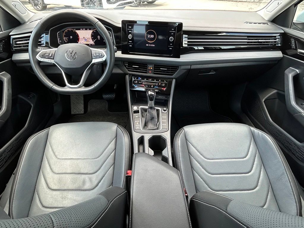 Certified 2025 Volkswagen Jetta SEL FWD image 20
