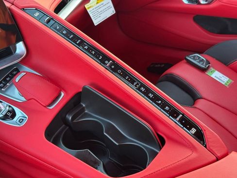 Used 2024 Chevrolet Corvette Stingray Premium Conv w/ Battery Protection Package image 32