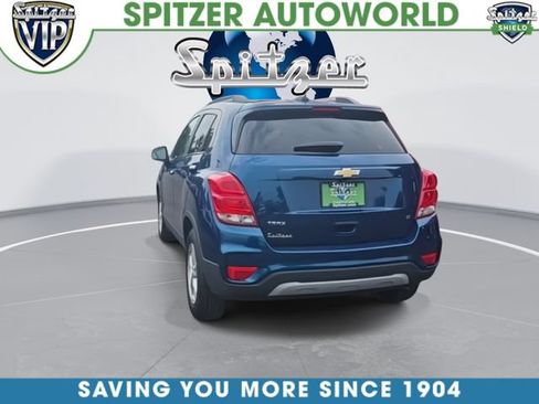 Used 2020 Chevrolet Trax LT w/ LT Convenience Package FWD image 6