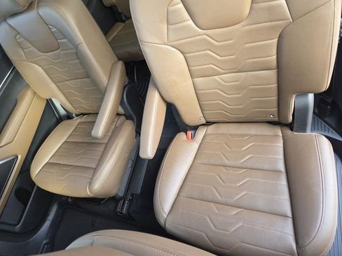 Used 2021 Kia Telluride SX w/ SX Prestige Package image 32