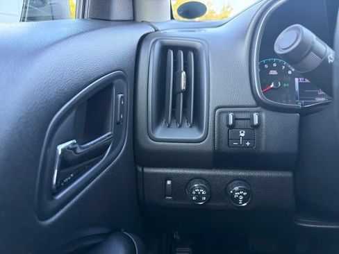 Used 2018 Chevrolet Colorado ZR2 AWD/4WD image 12