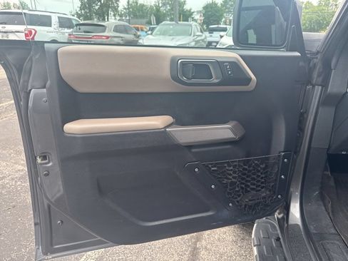 Used 2023 Ford Bronco Wildtrak AWD/4WD image 17