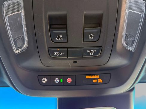 Used 2021 Cadillac CT4 Luxury w/ Sun And Sound Package image 28